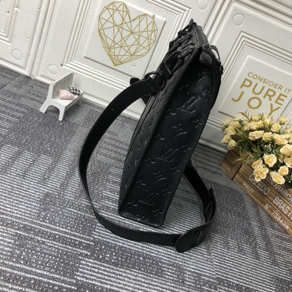 ルイヴィトンバッグ内部構造